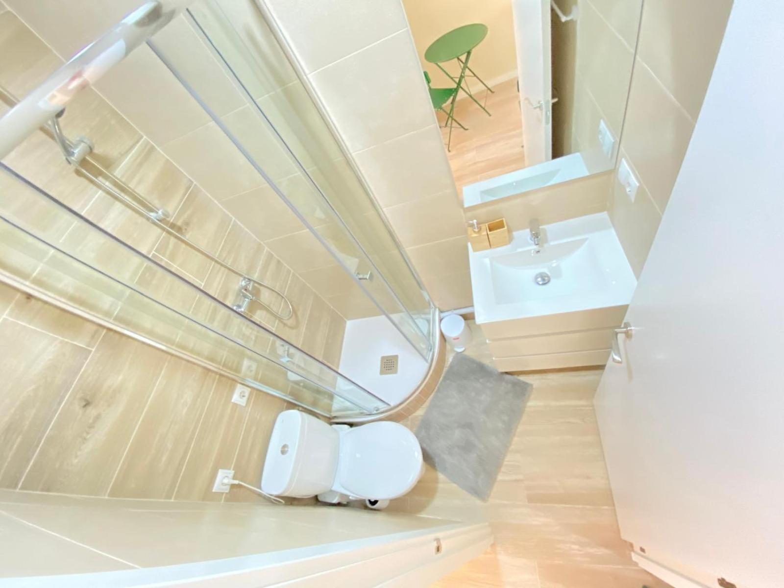 Estudios Gran Via Мадрид Экстерьер фото