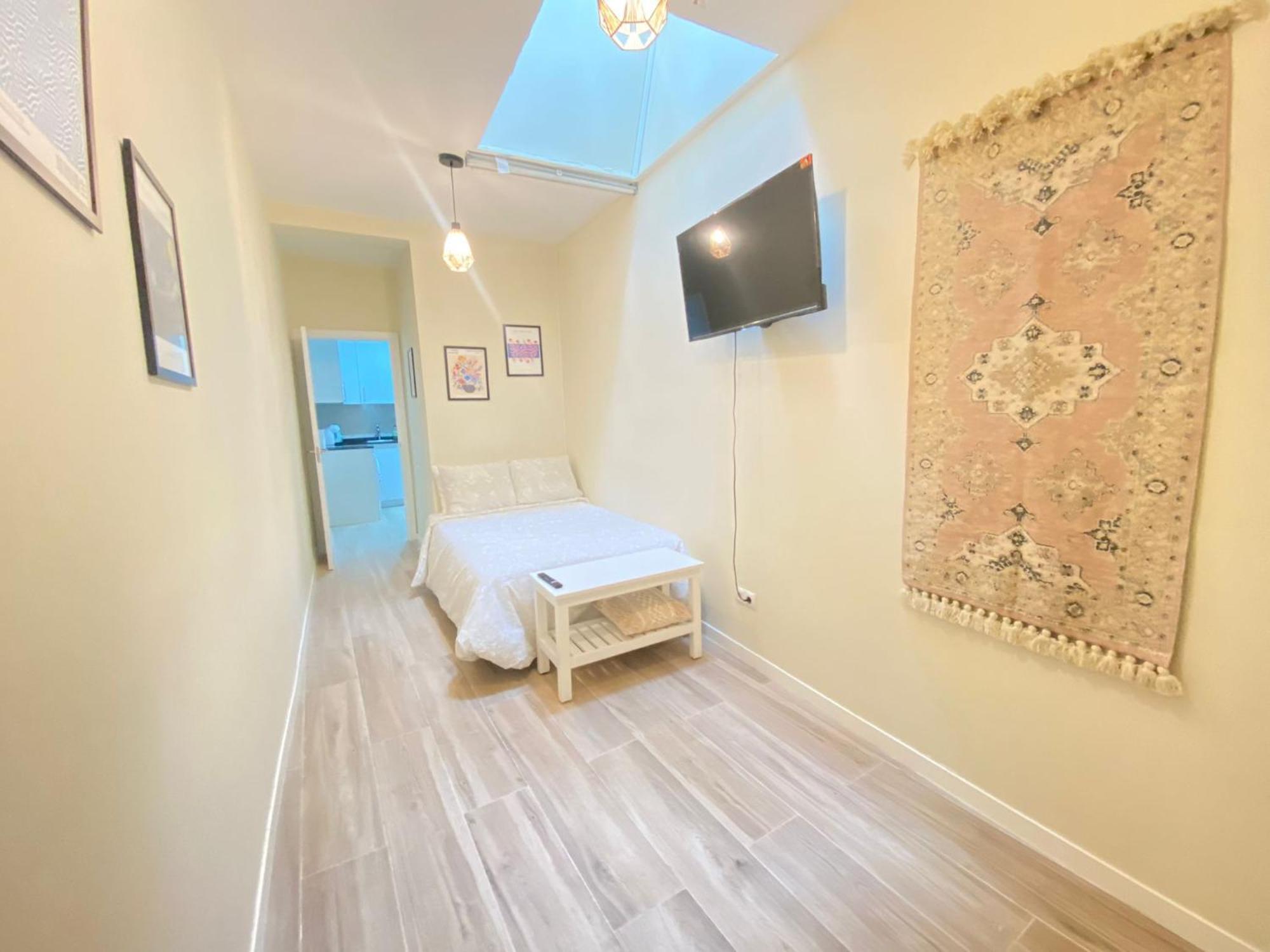 Estudios Gran Via Мадрид Экстерьер фото
