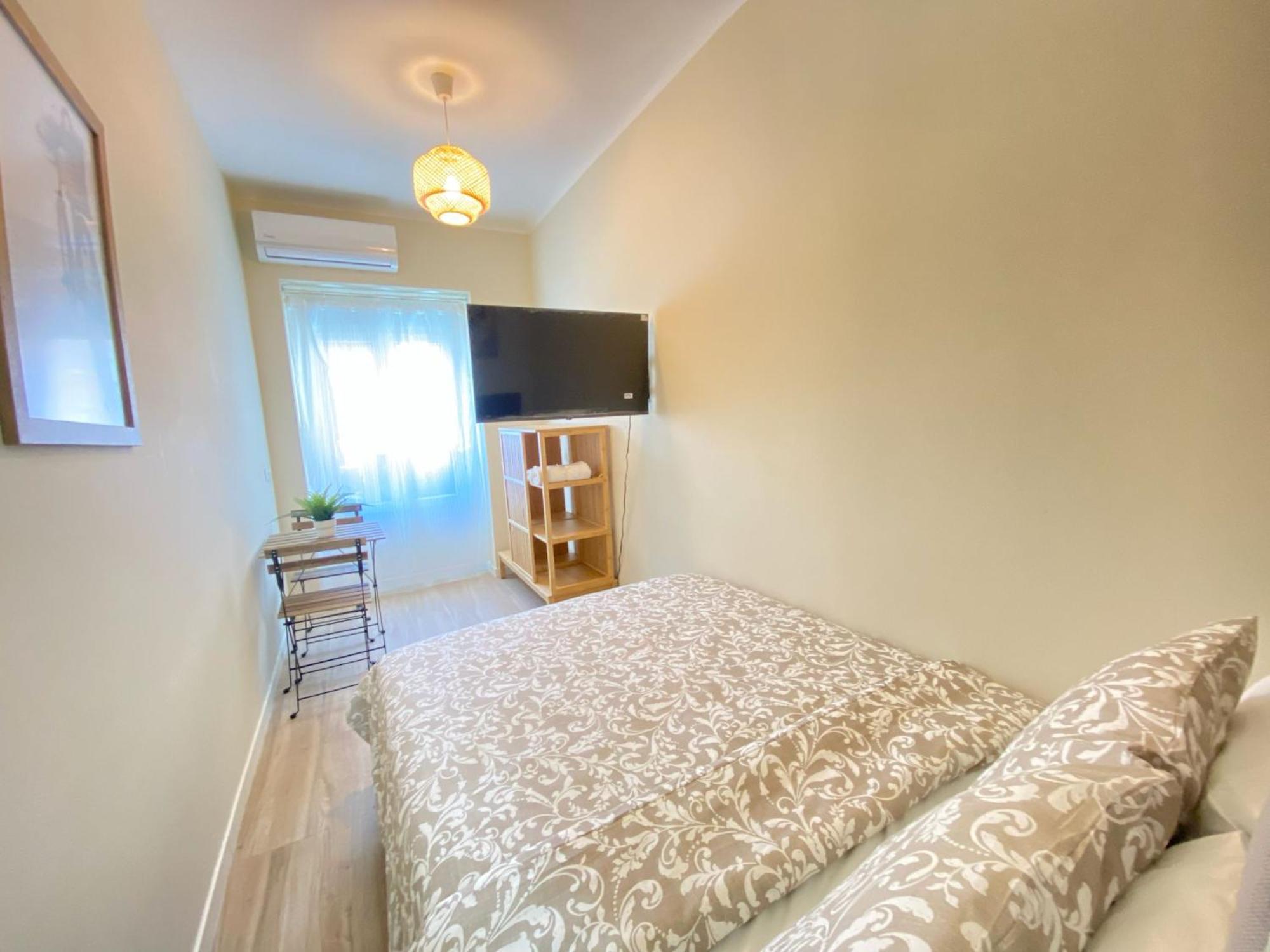 Estudios Gran Via Мадрид Экстерьер фото