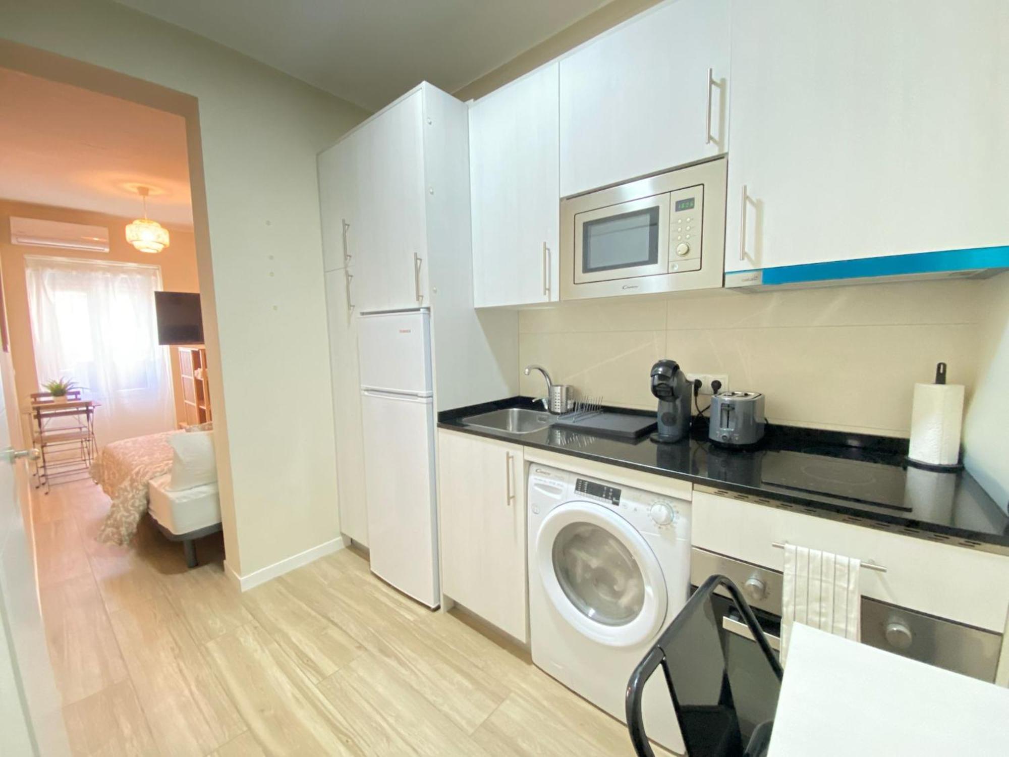 Estudios Gran Via Мадрид Экстерьер фото